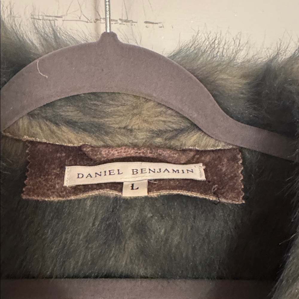 Elegant Brown Faux Fur Teddy Jacket - Picture 2 of 5